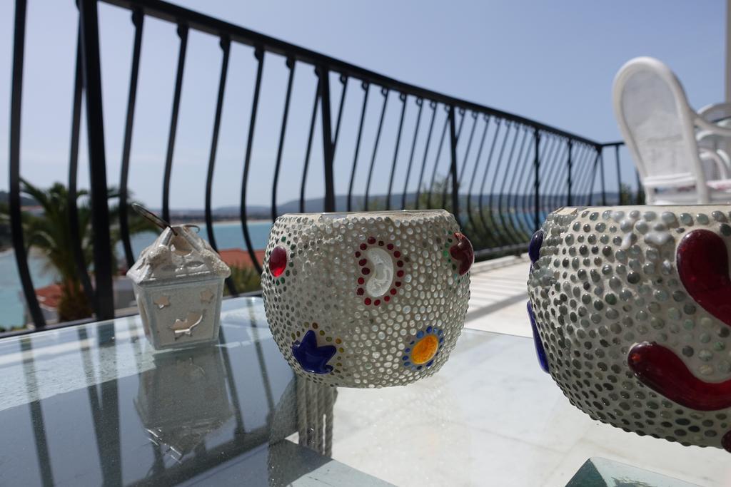 Limonlu Ev Ardic Hotel Alacatı Bagian luar foto