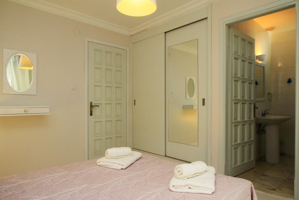 Limonlu Ev Ardic Hotel Alacatı Ruang foto