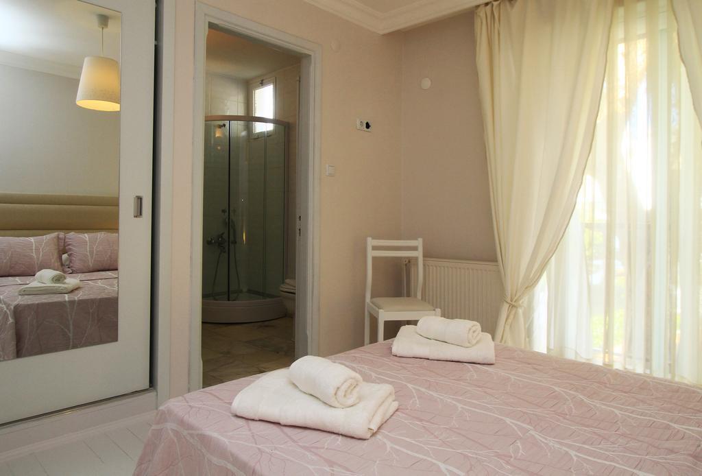 Limonlu Ev Ardic Hotel Alacatı Ruang foto