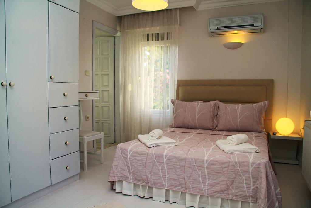 Limonlu Ev Ardic Hotel Alacatı Ruang foto